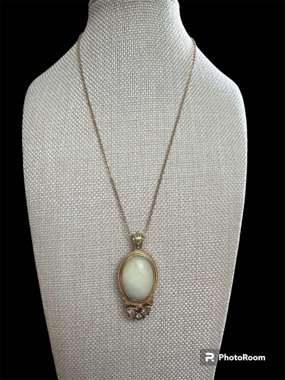 Vintage Reversible  Pendant Necklace, Natural Abalone & Mother of Pearl